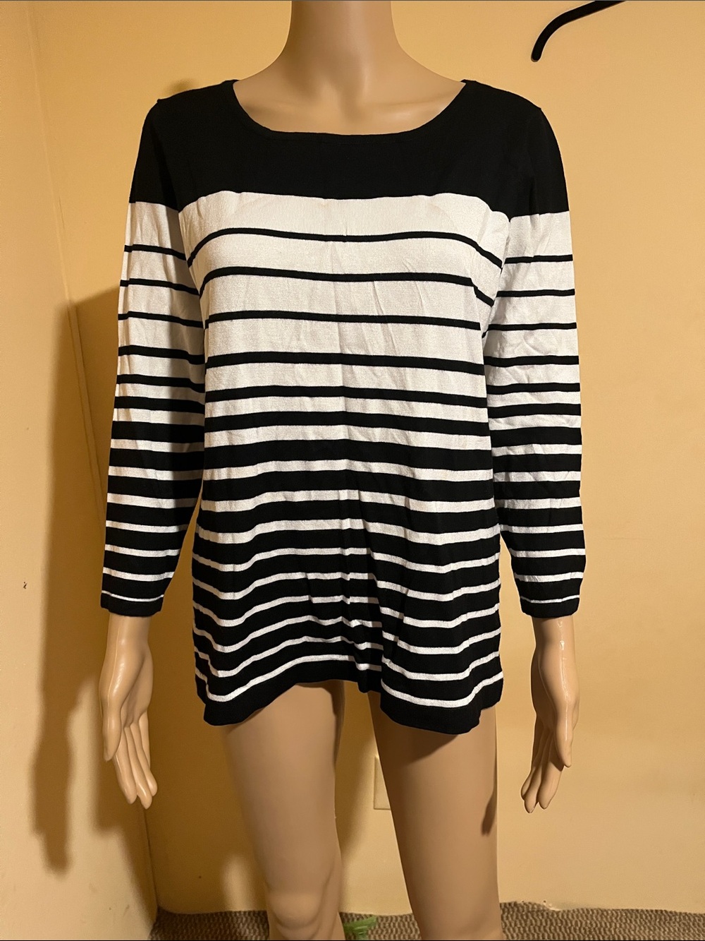 Spense Black and White Striped Long Sleeve Top